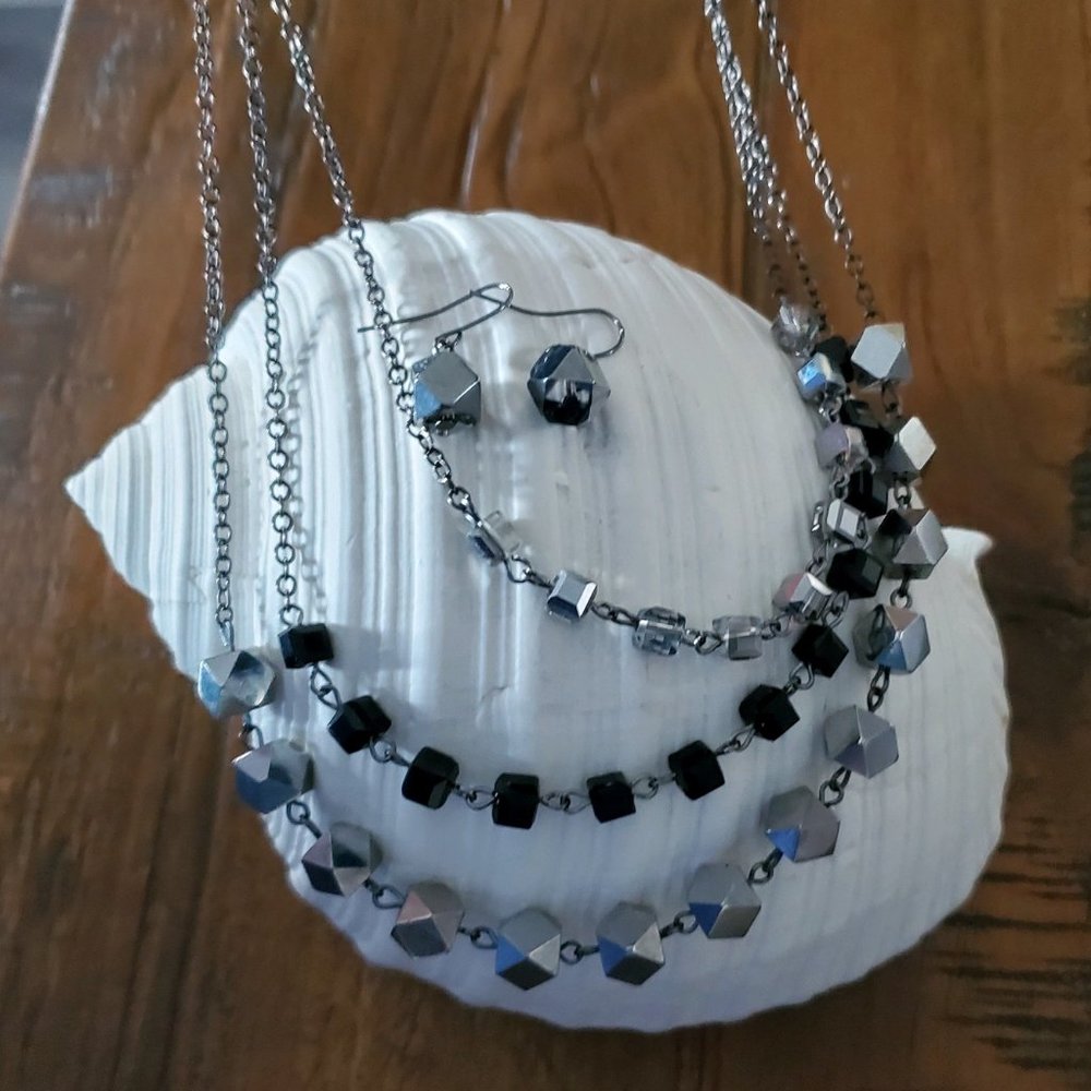 Triple-Strand Necklace & Earring Set Silver Black